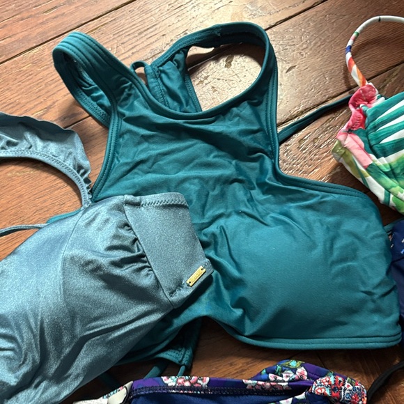 Lot of PacSun Bikini Collection  (7) - Picture 3 of 8